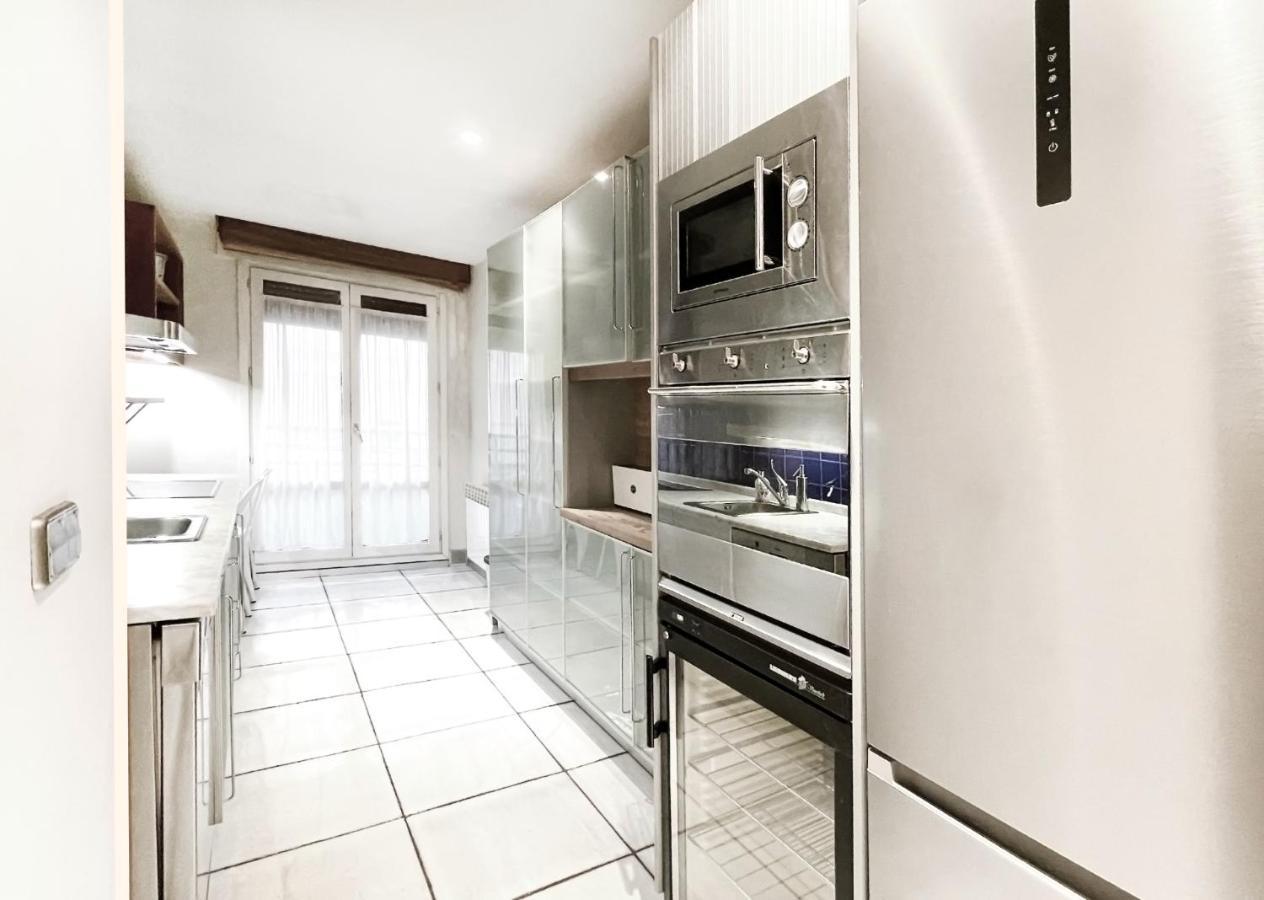 Luxury San Prudencio Vitoria Apartment Exterior photo