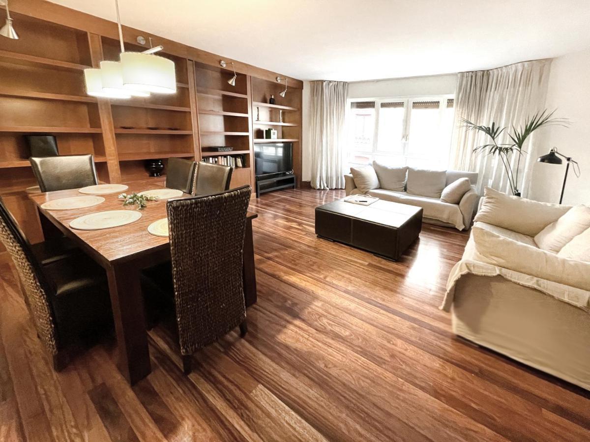 Luxury San Prudencio Vitoria Apartment Exterior photo